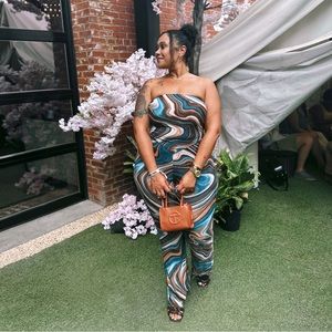 Two piece very stretchy set